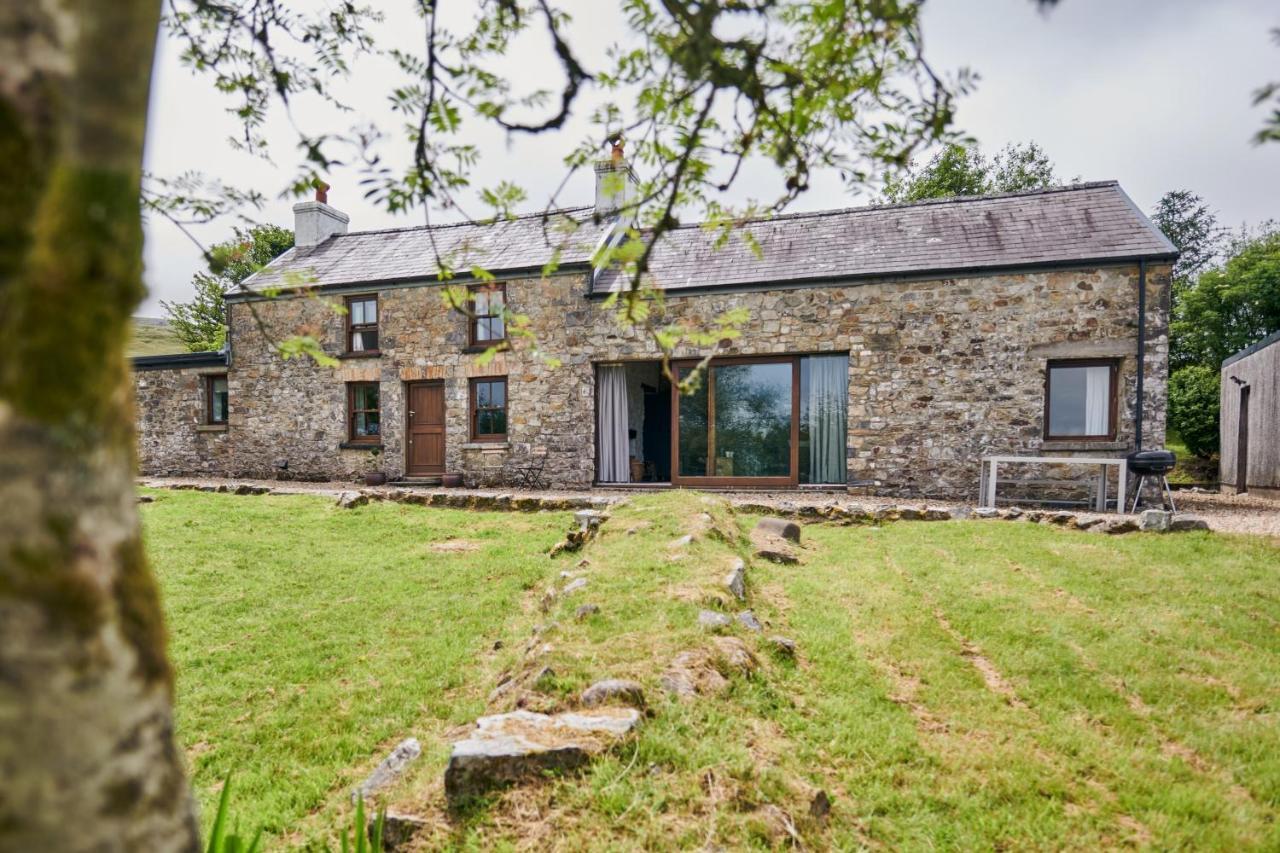 Wildhaven- Idylic Rural Farmhouse With Log Burner And Countryside Views Gwynfe Екстериор снимка