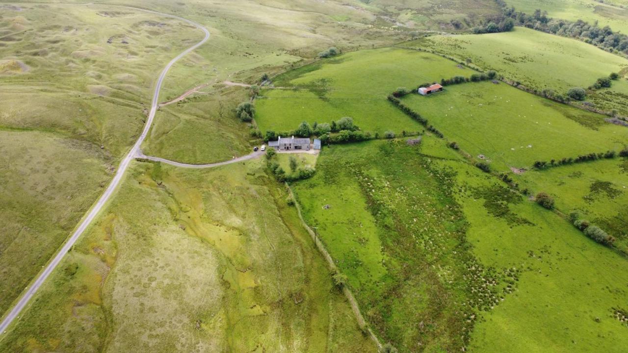 Wildhaven- Idylic Rural Farmhouse With Log Burner And Countryside Views Gwynfe Екстериор снимка